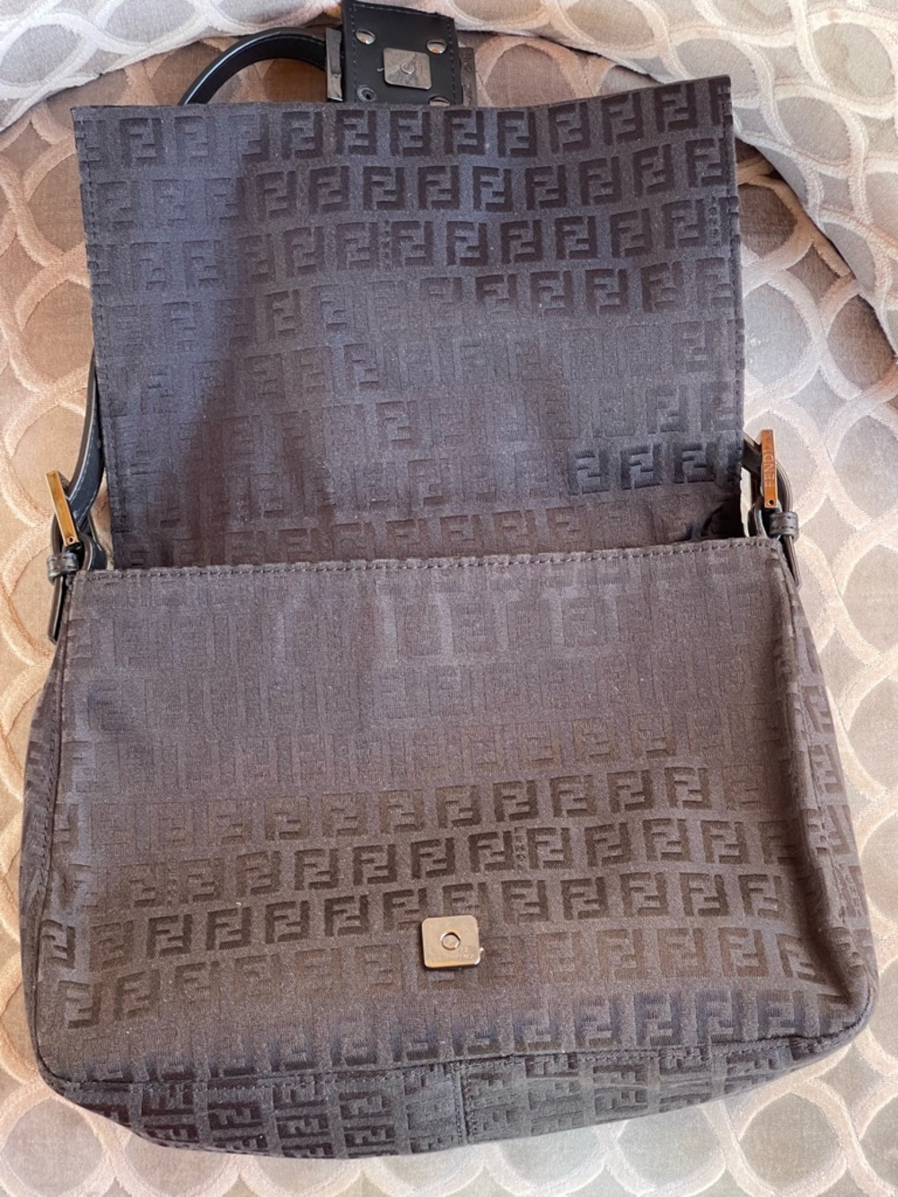 FENDI ZUCCHINO MAMA BAGUETTE - Picture 9 of 16